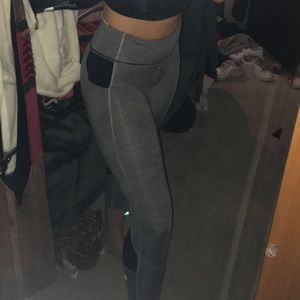 Lululemon grey crop leggings